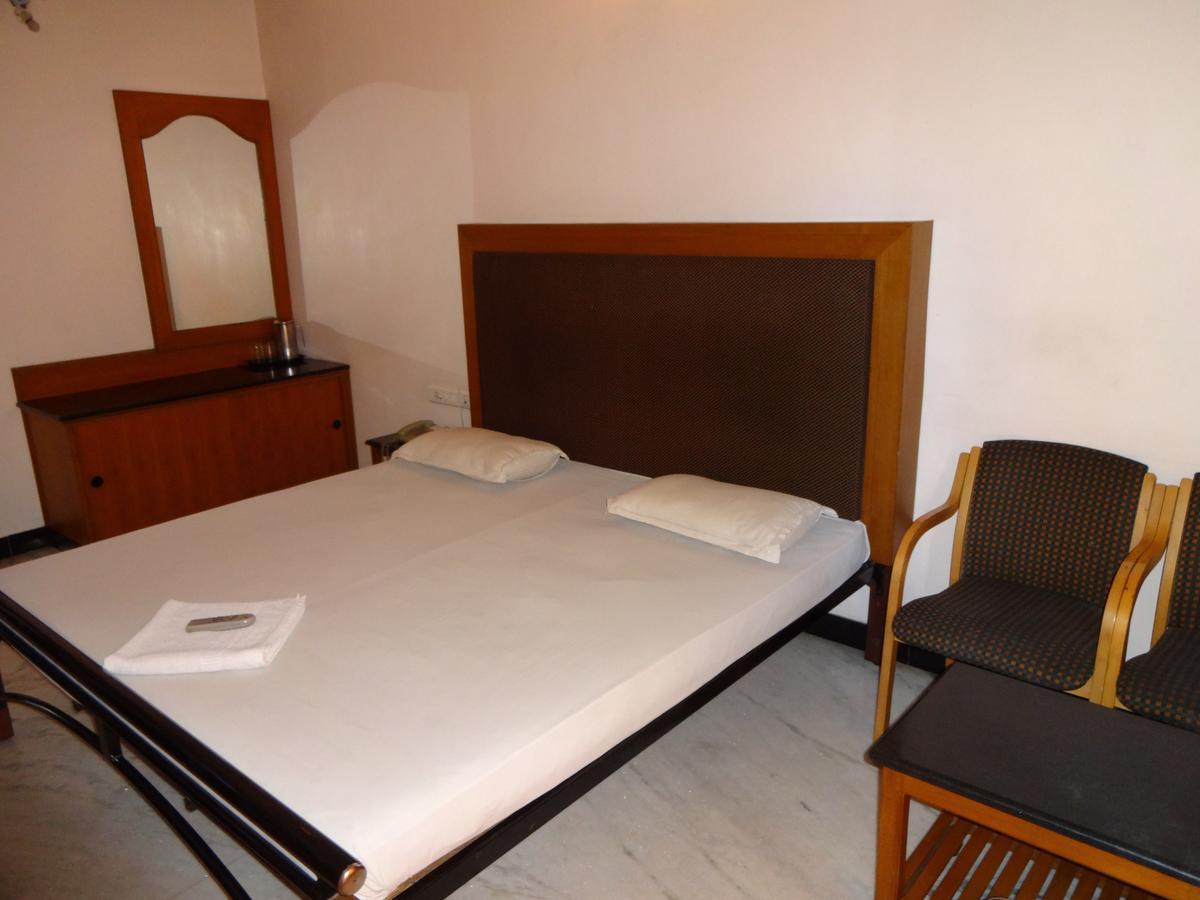 Hotel Grand Palace Coimbatore Exterior photo